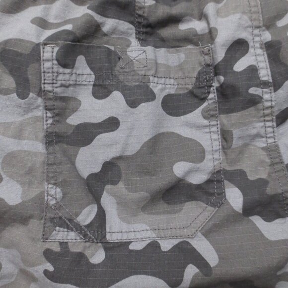 WT02 mens SHORTS camo GRAY stretch waist CARGO pull on DRAWSTRING size M - Picture 8 of 11